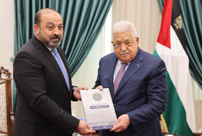 الرئيس عباس يتسلم تقرير النيابة العامة السنوي 2021